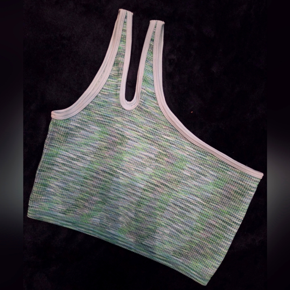 NWOT OFFLINE BY AERIE CROP TOP, SIZE L